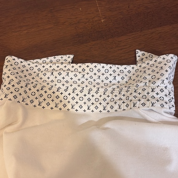 Louis Vuitton Vintage Monogram Collar Polo T Shirt - Picture 12 of 12